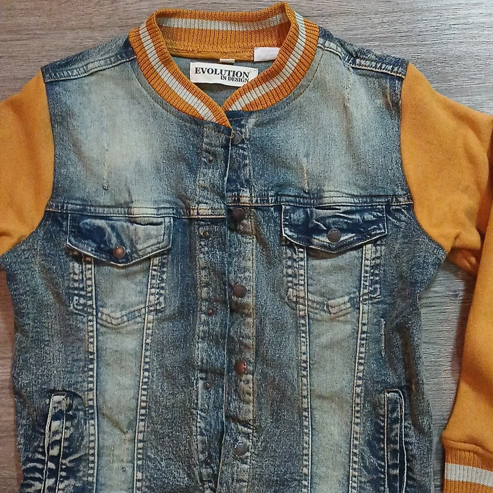 Evolution Youth Jacket - Picture 2 of 3